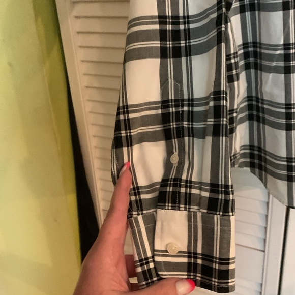 Chaps no iron button down shirt - Picture 5 of 11